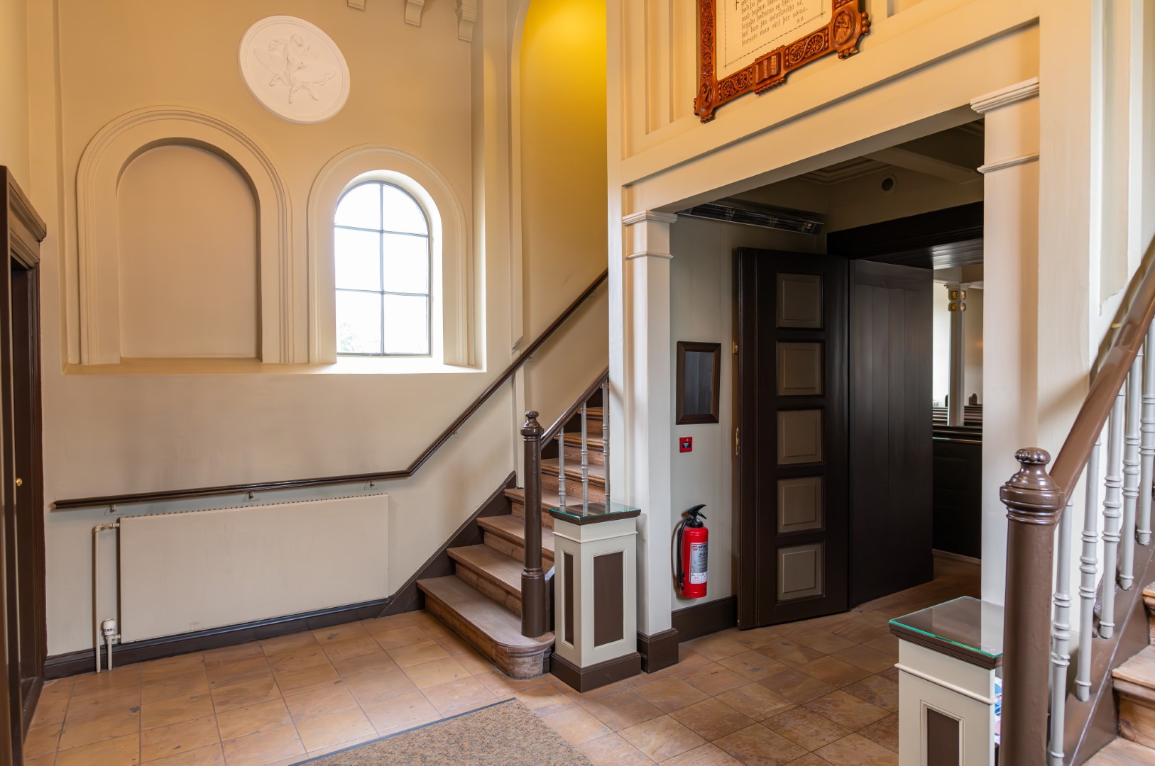 850_1566-Enhanced-NR (1627×1080)