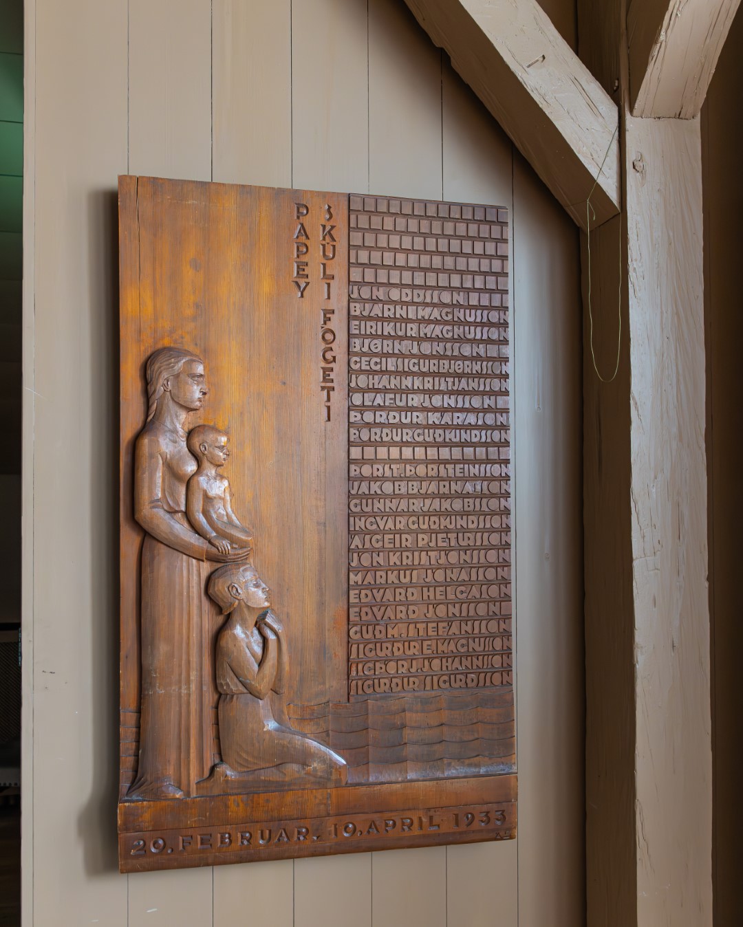 850_1617-Enhanced-NR (1080×1348)